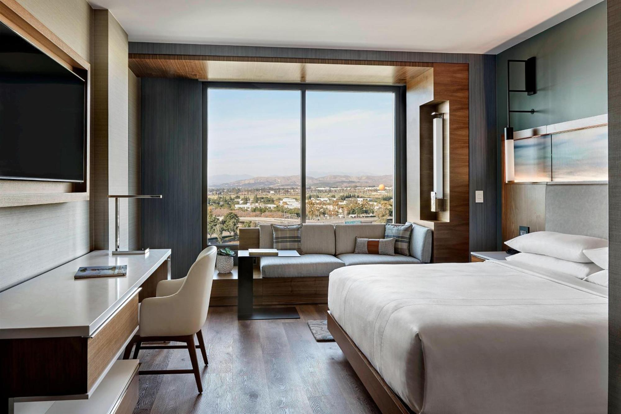 Marriott Irvine Spectrum Exterior photo