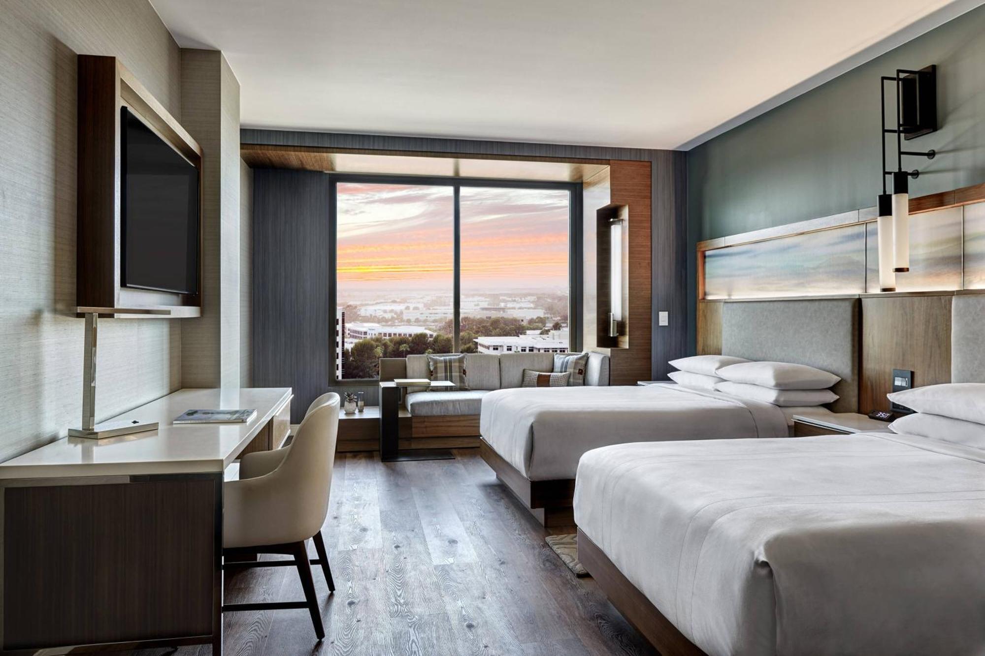 Marriott Irvine Spectrum Exterior photo