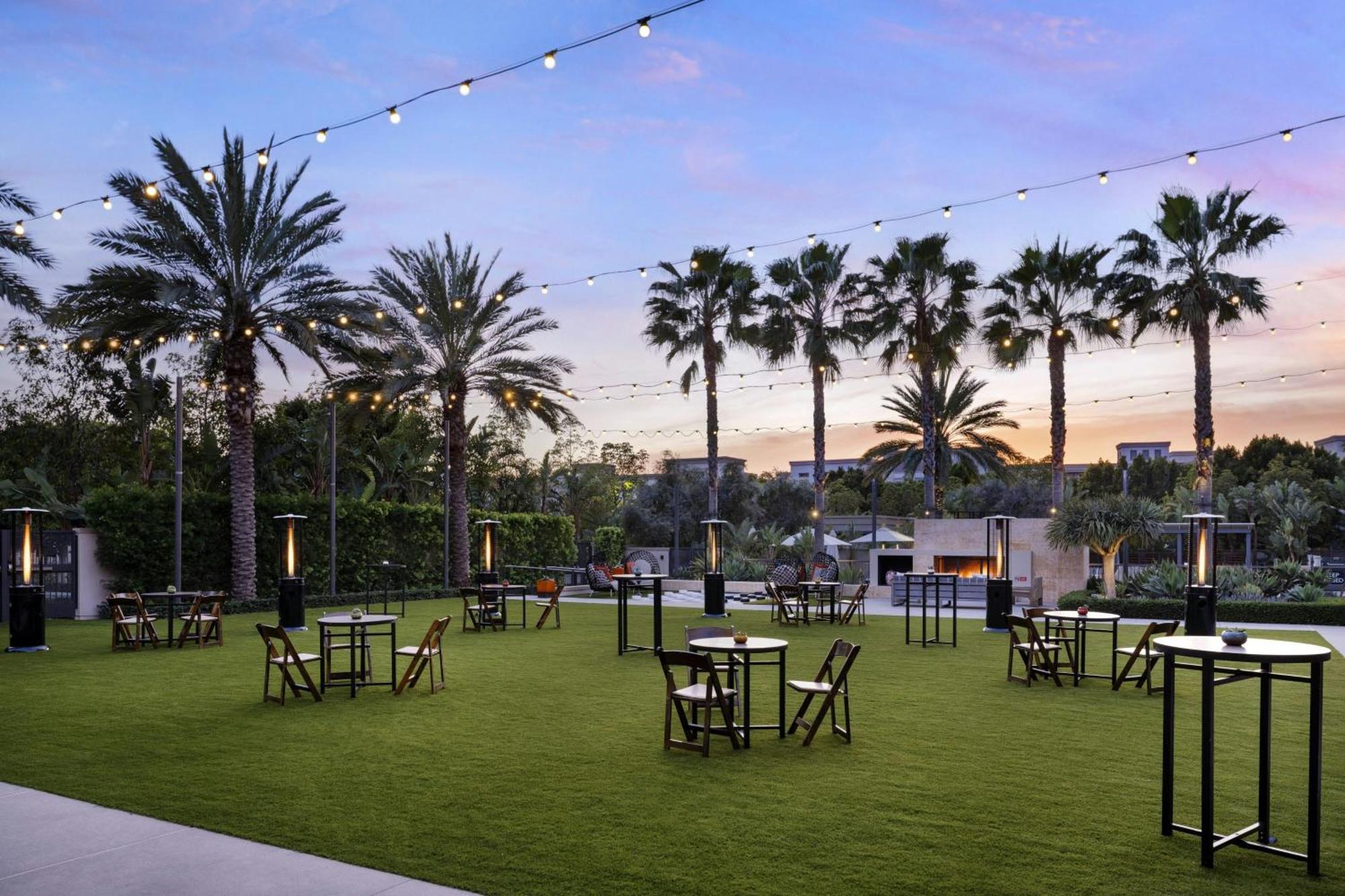 Marriott Irvine Spectrum Exterior photo